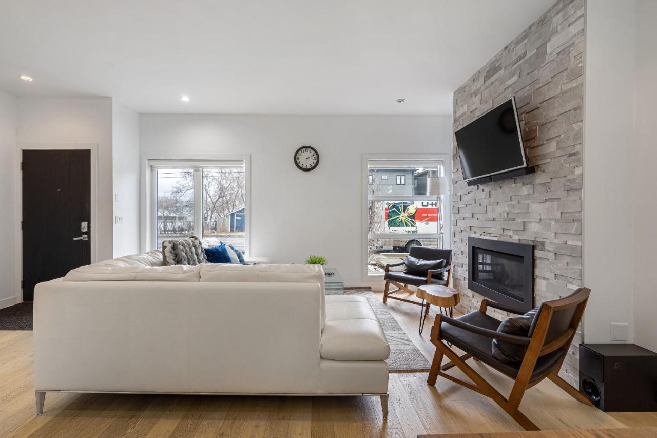 Luxury Spacious Private House Near City Centre YYC Dış mekan fotoğraf