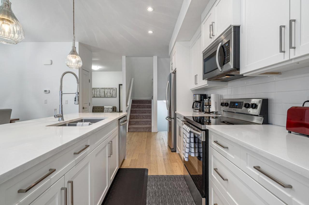 Luxury Spacious Private House Near City Centre YYC Dış mekan fotoğraf